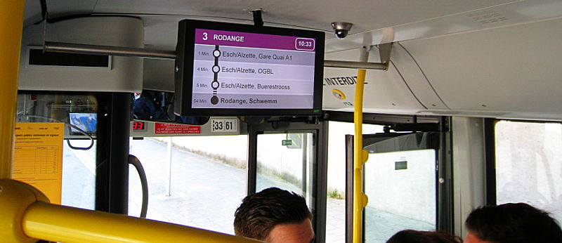 Photo: écran LCD dans le bus